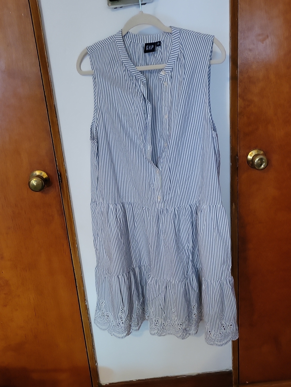 GAP L Tall Blue and White Striped Sleeveless Tiered Eyelet-Hem Dress